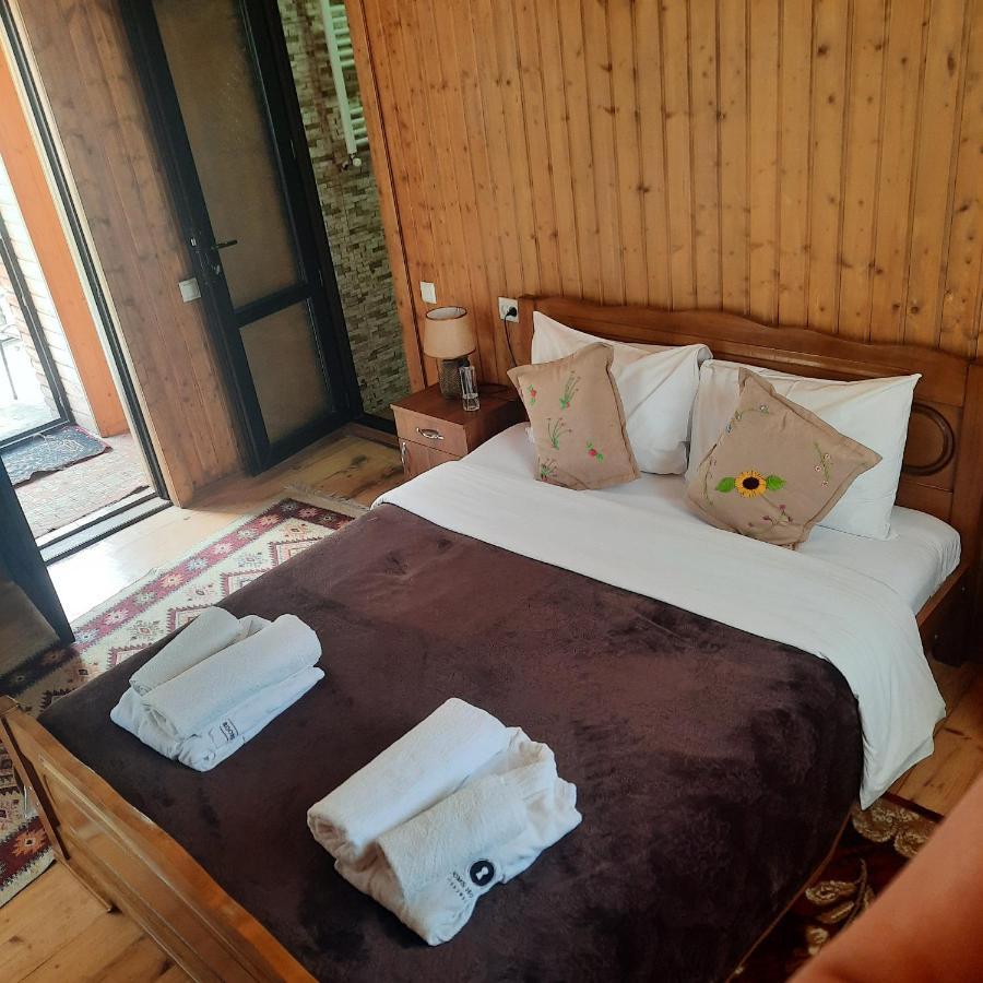 Hotel Bana Stepancminda Zewnętrze zdjęcie