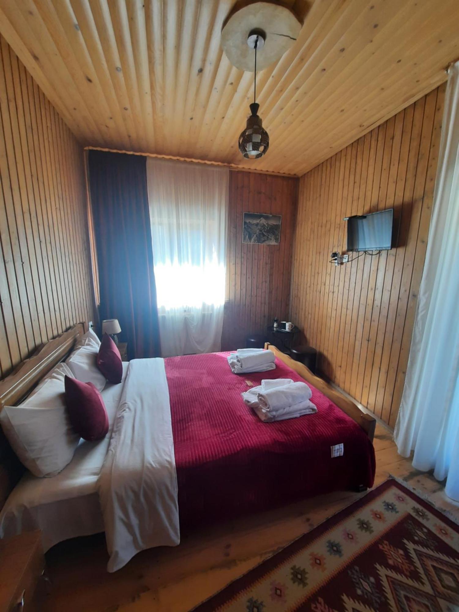 Hotel Bana Stepancminda Zewnętrze zdjęcie